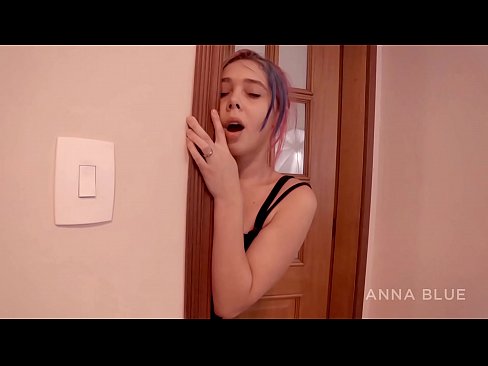 ❤️ Nire anaiarengana itzuli nintzen. Bere neska-lagunarekin sexu harremanak izan nituen. itzulera lesbiana. ️❌ Kalitatezko pornoa gugan